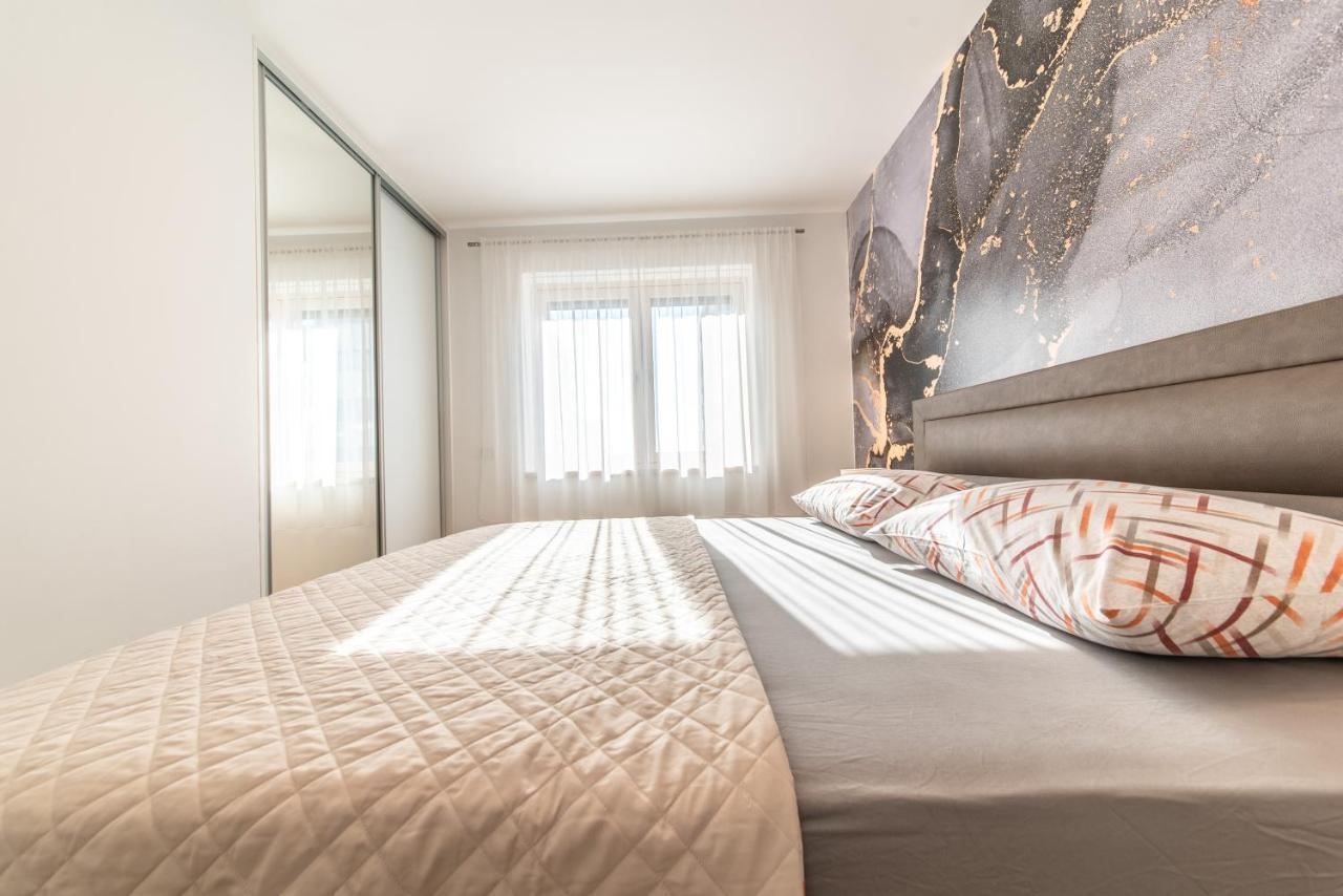Apartment Bella Zadar Bagian luar foto
